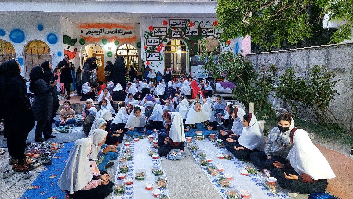 مدرسه غیردولتی گل مهر